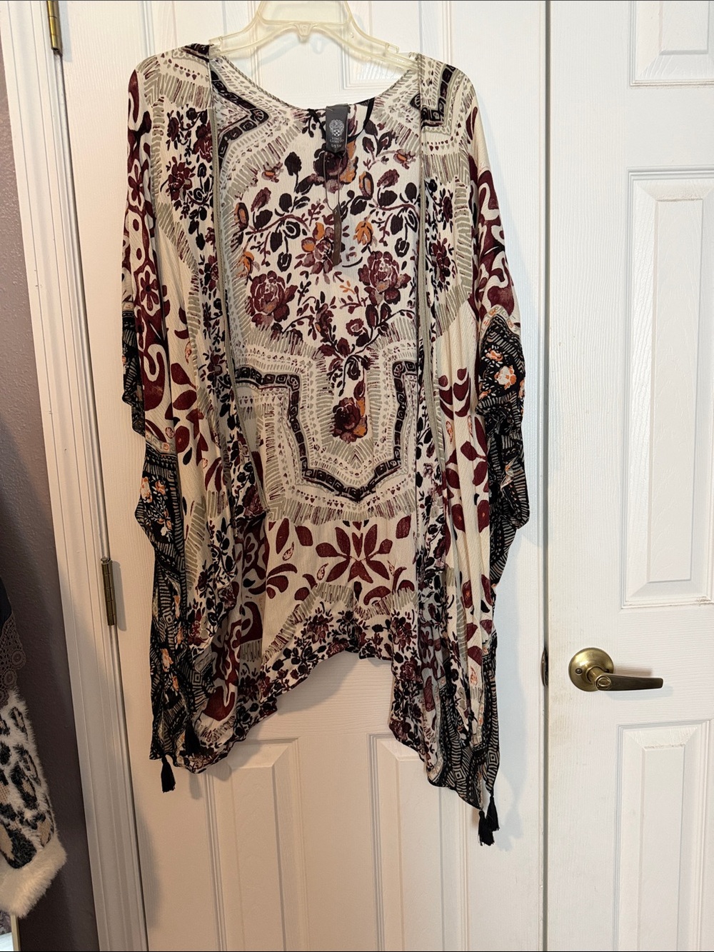 Vince Camuto Floral Kimono in Brown, Rust & Cream